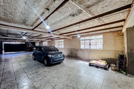 Casa à venda com 454m², 5 quartos e 6 vagasGaragem