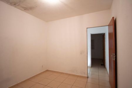 Casa para alugar com 60m², 2 quartos e 1 vaga
