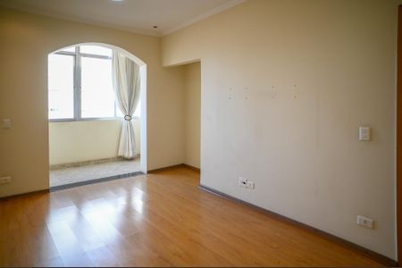 Apartamento à venda com 102m², 2 quartos e 1 vaga Apartamento à venda com 102m², 2 quartos e 1 vagaSala