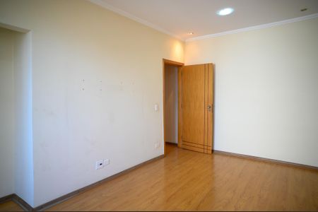 Apartamento à venda com 102m², 2 quartos e 1 vaga Apartamento à venda com 102m², 2 quartos e 1 vagaSala