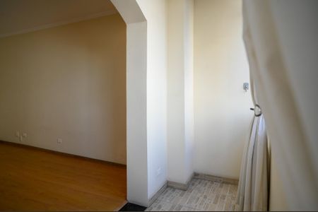 Apartamento à venda com 102m², 2 quartos e 1 vaga Apartamento à venda com 102m², 2 quartos e 1 vagaVaranda