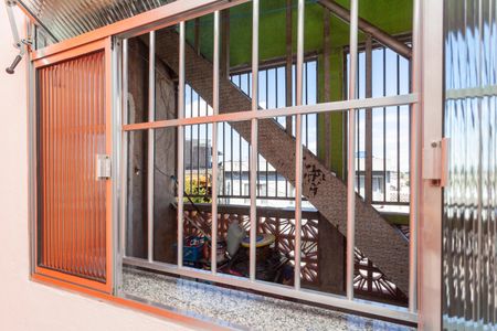 Vista da Sala de casa para alugar com 2 quartos, 52m² em Jardim Santa Zelia, São Paulo