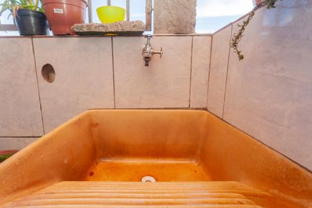 Casa para alugar com 52m², 2 quartos e sem vagaÁrea de Serviço