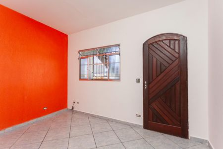 Sala de casa para alugar com 2 quartos, 52m² em Jardim Santa Zelia, São Paulo