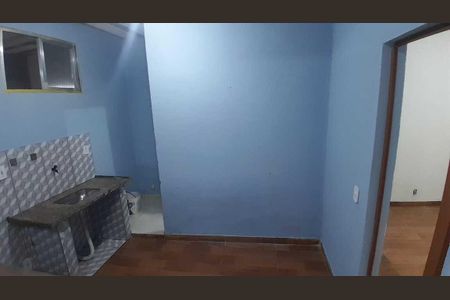 Cozinha de casa para alugar com 2 quartos, 50m² em Inhoaíba, Rio de Janeiro