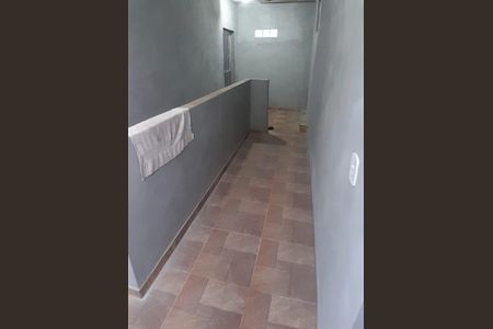 Casa para alugar com 50m², 2 quartos e sem vaga Casa para alugar com 50m², 2 quartos e sem vagaCorredor