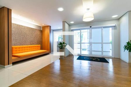 Apartamento à venda com 72m², 2 quartos e 1 vaga Apartamento à venda com 72m², 2 quartos e 1 vagaHall social