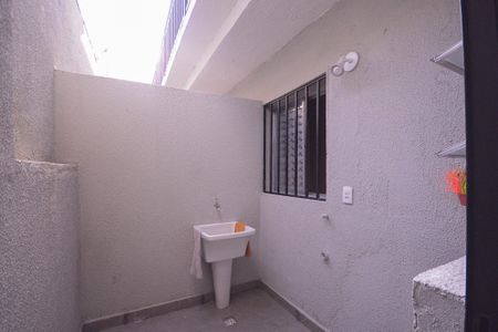 Casa para alugar com 50m², 2 quartos e 1 vaga Casa para alugar com 50m², 2 quartos e 1 vagaÁrea de Serviço