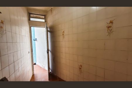 Casa para alugar com 210m², 8 quartos e sem vagaBanheiro 1