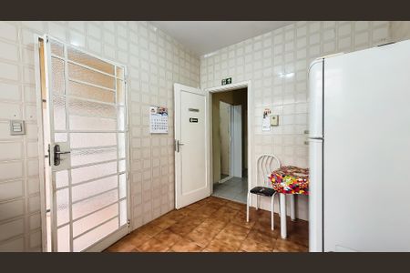 Casa para alugar com 210m², 8 quartos e sem vagaCozinha 