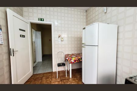 Casa para alugar com 210m², 8 quartos e sem vagaCozinha 