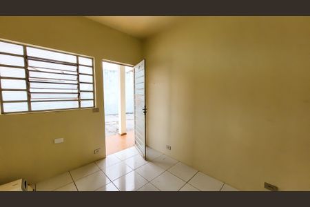 Casa para alugar com 210m², 8 quartos e sem vagaQuarto8
