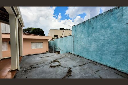 Casa para alugar com 210m², 8 quartos e sem vagaQuintal