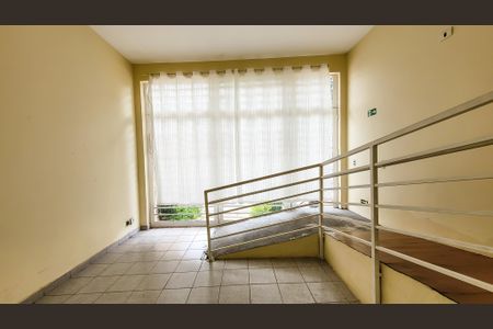 Casa para alugar com 210m², 8 quartos e sem vagaÁrea