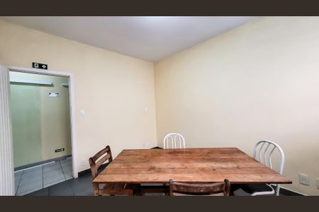 Casa para alugar com 210m², 8 quartos e sem vagaQuarto7