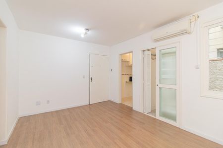 Apartamento à venda com 27m², 1 quarto e sem vagaSala/Quarto
