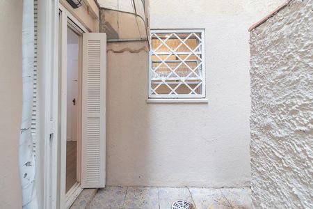 Apartamento à venda com 27m², 1 quarto e sem vagaQuintal