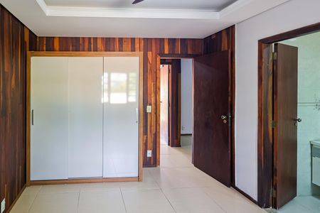 Casa de condomínio para alugar com 352m², 4 quartos e 5 vagas Casa de condomínio para alugar com 352m², 4 quartos e 5 vagasSuite 3