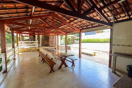 Casa de condomínio para alugar com 352m², 4 quartos e 5 vagas Casa de condomínio para alugar com 352m², 4 quartos e 5 vagasÁrea gourmet