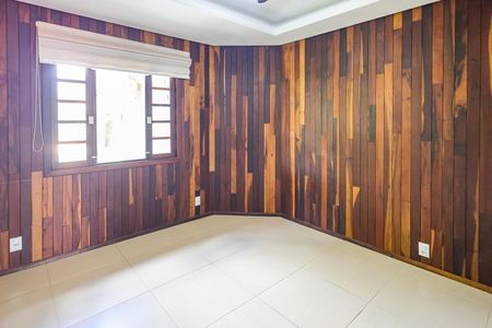 Casa de condomínio para alugar com 352m², 4 quartos e 5 vagas Casa de condomínio para alugar com 352m², 4 quartos e 5 vagasQuarto 1