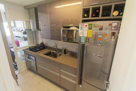 Apartamento à venda com 95m², 3 quartos e 2 vagasCozinha