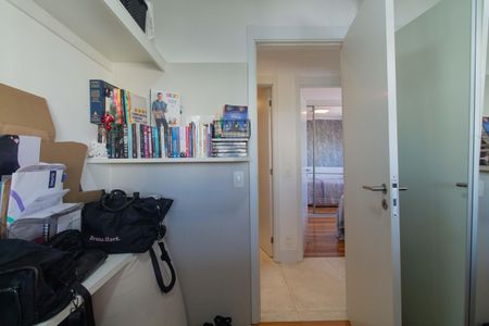 Apartamento à venda com 95m², 3 quartos e 2 vagasQuarto 1