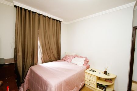 Apartamento à venda com 99m², 3 quartos e 2 vagasQuarto 2