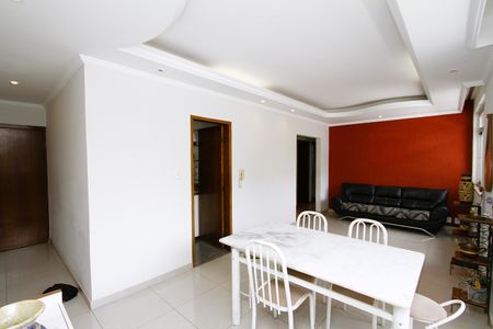 Apartamento à venda com 99m², 3 quartos e 2 vagasSala