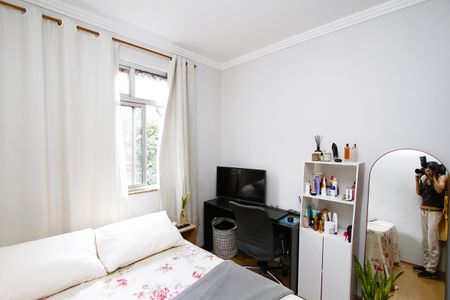 Apartamento à venda com 99m², 3 quartos e 2 vagasQuarto 1