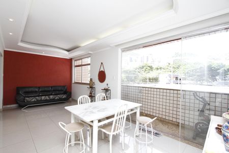 Apartamento à venda com 99m², 3 quartos e 2 vagassala