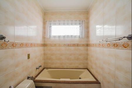 Casa para alugar com 230m², 3 quartos e 3 vagasBanheiro da Suíte