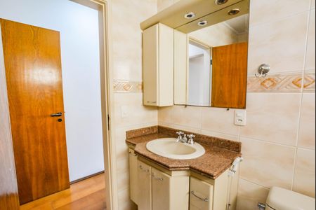 Casa para alugar com 230m², 3 quartos e 3 vagasBanheiro da Suíte