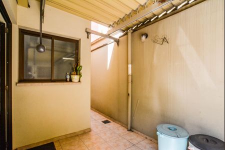 Casa para alugar com 230m², 3 quartos e 3 vagasÁrea de Serviço