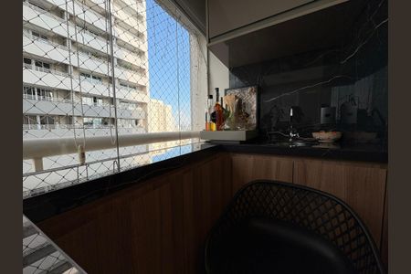 Apartamento à venda com 69m², 1 quarto e 1 vagaSacada