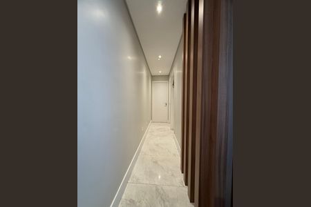 Apartamento à venda com 69m², 1 quarto e 1 vagaCorredor
