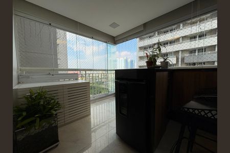 Apartamento à venda com 69m², 1 quarto e 1 vagaSacada