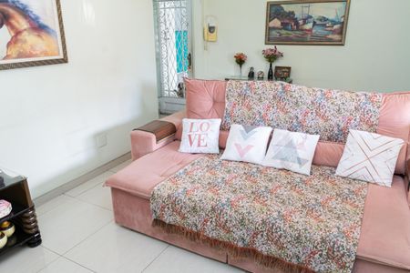 Casa para alugar com 231m², 3 quartos e 1 vagaSala