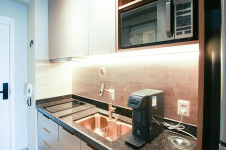 Studio para alugar com 25m², 1 quarto e sem vaga Studio para alugar com 25m², 1 quarto e sem vagaCozinha