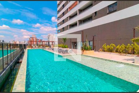 Studio para alugar com 25m², 1 quarto e sem vaga Studio para alugar com 25m², 1 quarto e sem vagaÁrea comum - Piscina
