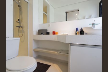 Apartamento à venda com 70m², 2 quartos e 1 vagaBanheiro da Suíte