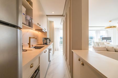 Apartamento à venda com 89m², 2 quartos e 2 vagas Apartamento à venda com 89m², 2 quartos e 2 vagasCozinha