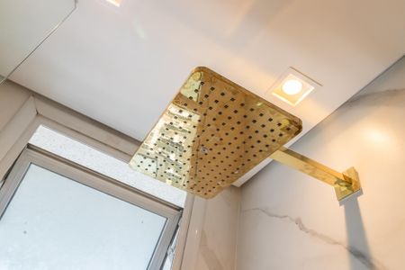 Apartamento à venda com 89m², 2 quartos e 2 vagas Apartamento à venda com 89m², 2 quartos e 2 vagasBanheiro da Suíte