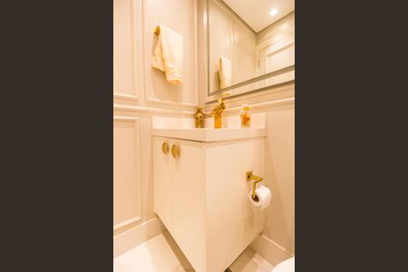 Apartamento para alugar com 89m², 2 quartos e 2 vagas Apartamento para alugar com 89m², 2 quartos e 2 vagasBanheiro da Suíte