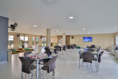 Apartamento para alugar com 46m², 2 quartos e 1 vaga Apartamento para alugar com 46m², 2 quartos e 1 vagaÁrea Comum - Salão de Festas