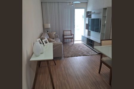 Apartamento para alugar com 76m², 2 quartos e 1 vaga Apartamento para alugar com 76m², 2 quartos e 1 vagaSala