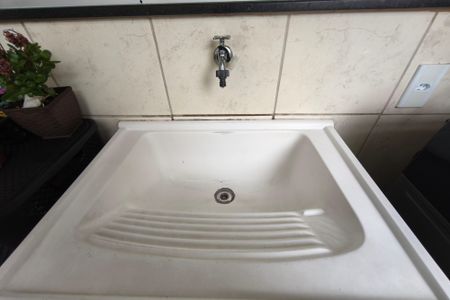 Apartamento à venda com 74m², 2 quartos e 1 vagaÁrea de Serviço