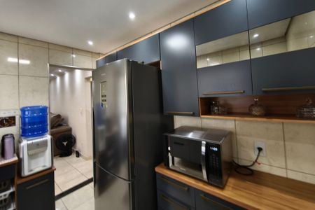 Apartamento à venda com 74m², 2 quartos e 1 vagaCozinha