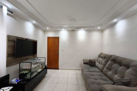 Apartamento à venda com 74m², 2 quartos e 1 vagaSala