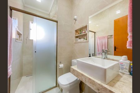 Casa à venda com 173m², 3 quartos e 2 vagasBanheiro da Suíte