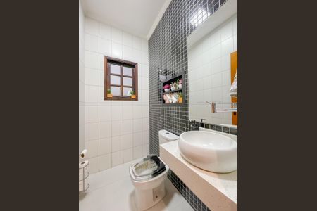 Casa à venda com 173m², 3 quartos e 2 vagasLavabo